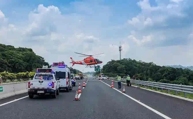 武陵区高速公路汽车救援案例